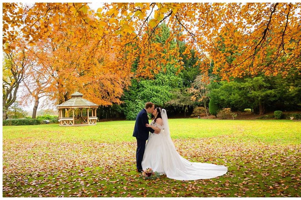 Autumn weddings