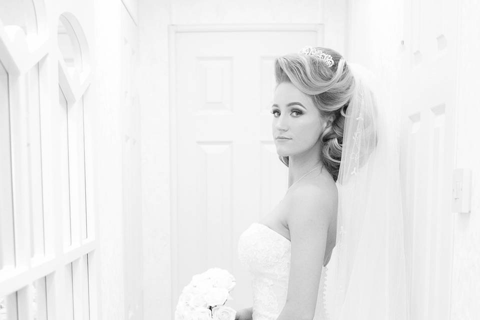 The waiting bride