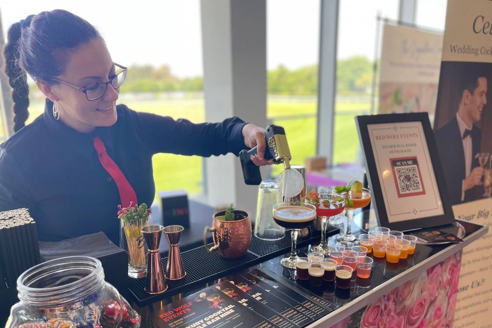 CREATING SMOKEY COCKTAIL