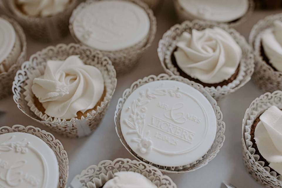 Wedding cupcakes