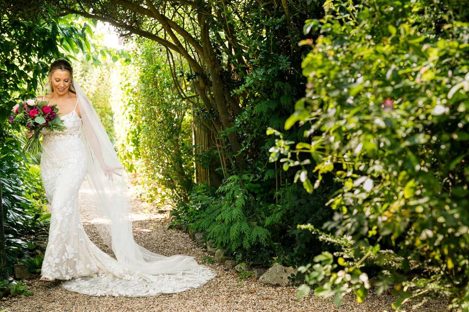 Bride Hotel Gardens