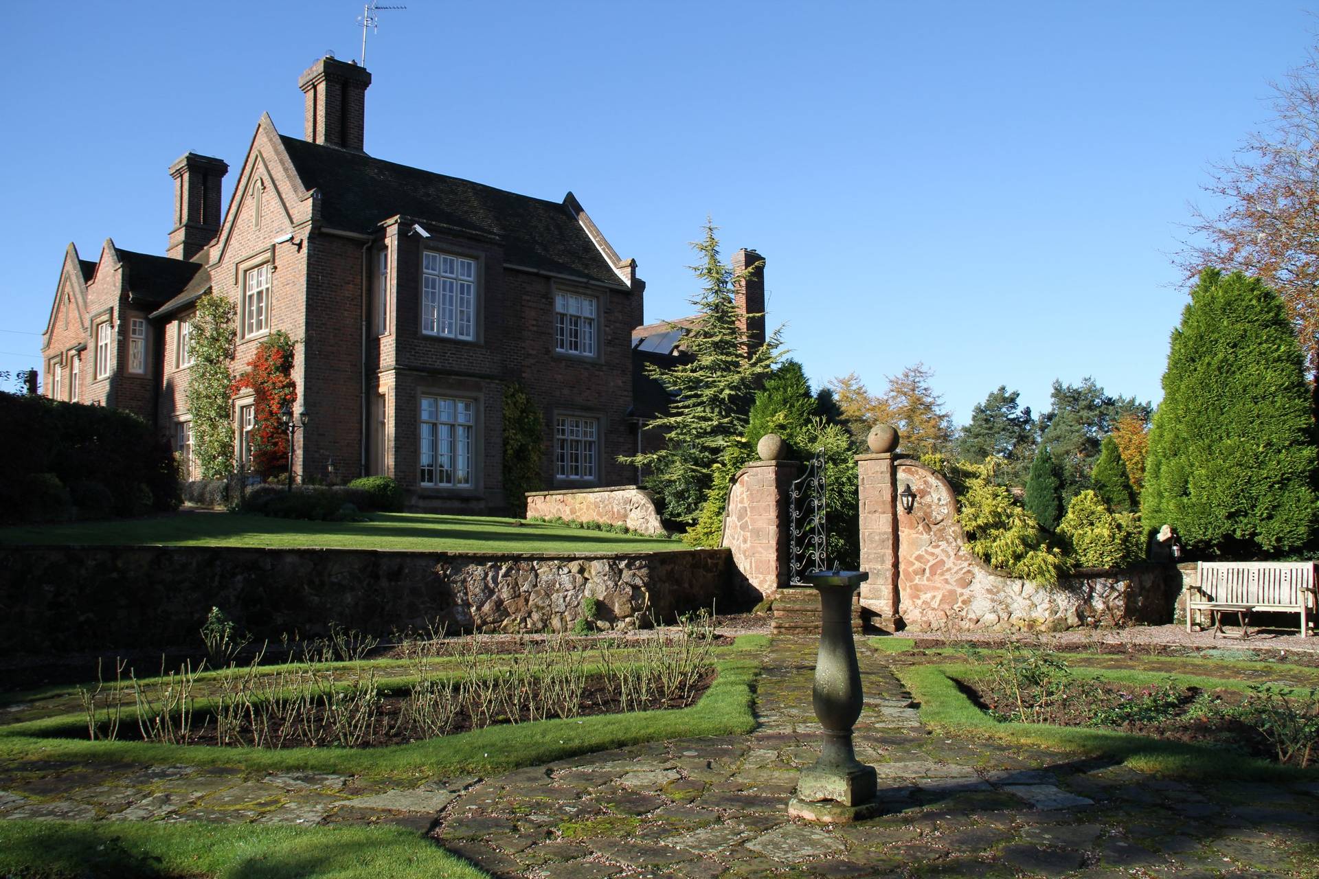 Dunsley Hall Hotel Wedding venue Kinver, West Midlands | hitched.co.uk