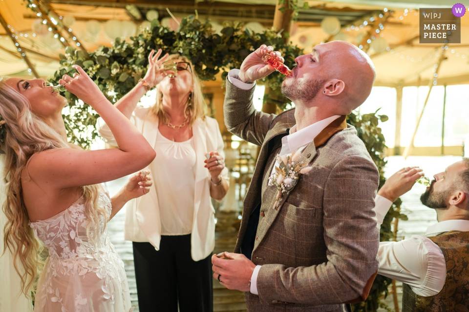 Ian Bursill - Weddings Captured Emotively