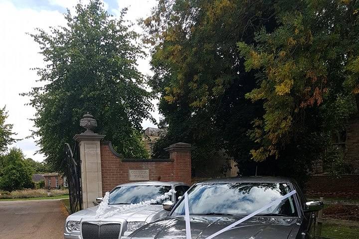 Silver Chrysler / Baby Bentley