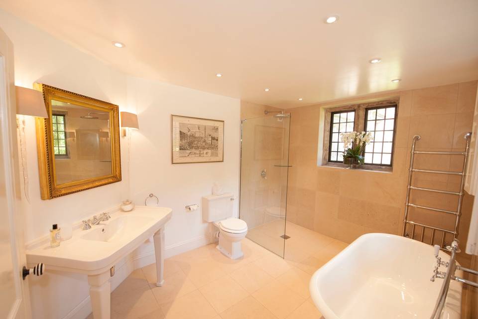 One of our luxurious bathrooms