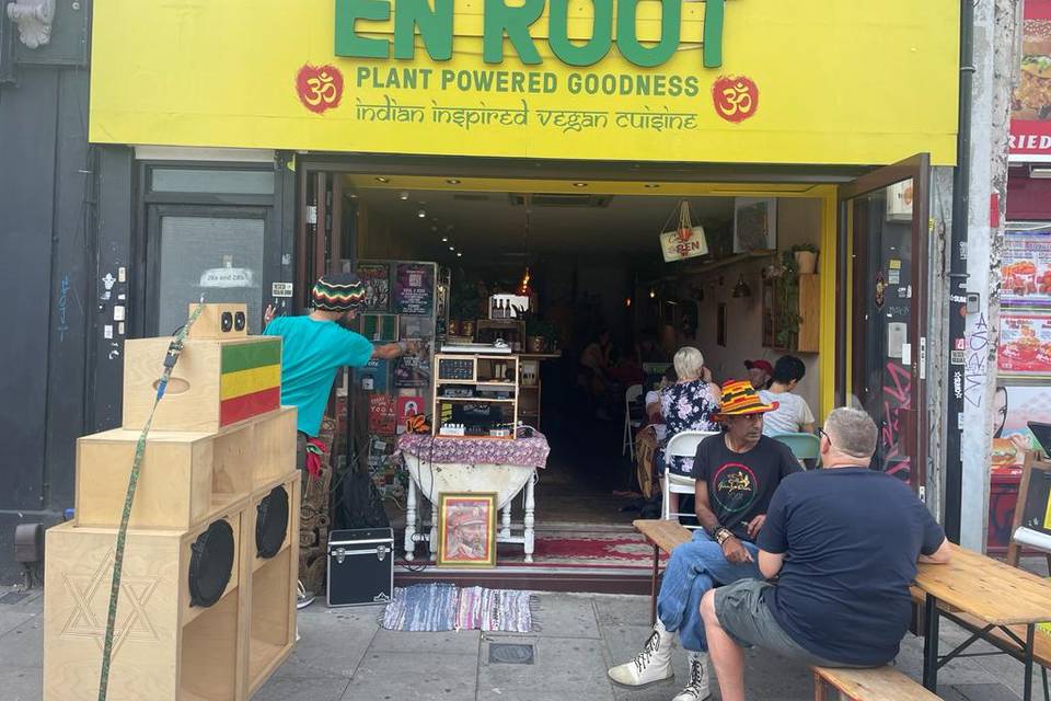 En Root Peckham