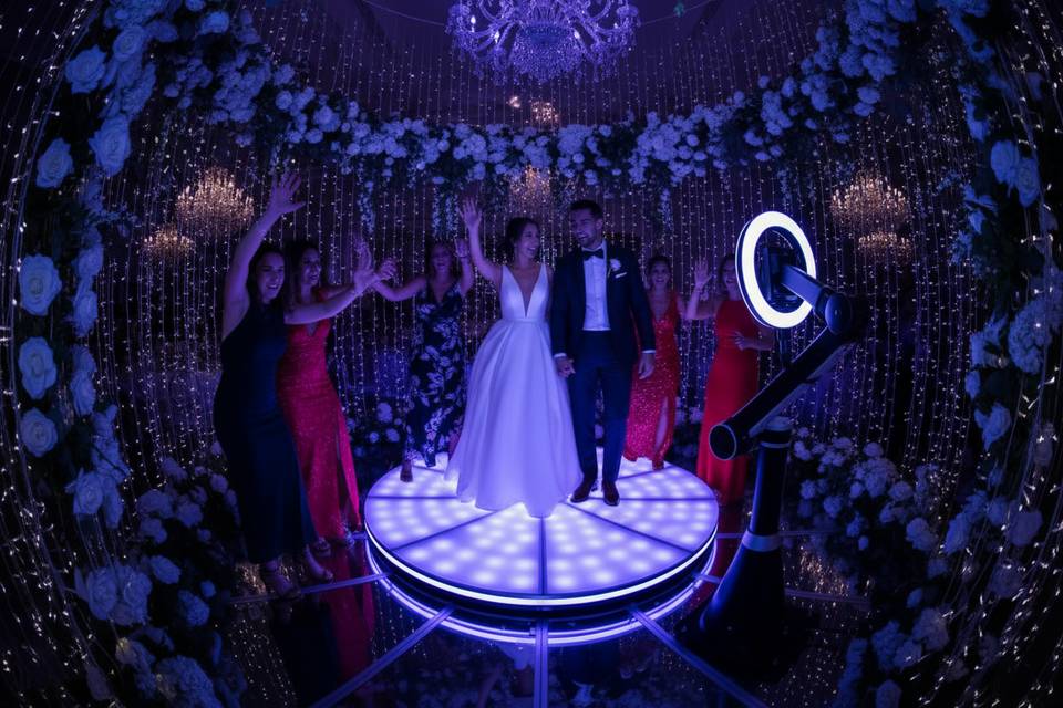 360 Photo Booth at the Wedding