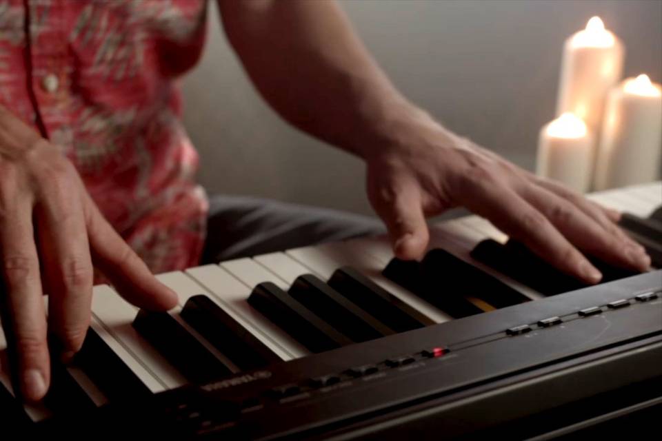 Pop n Piano - close up of playing the piano