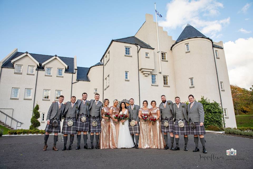 Glenskirlie castle - wedding party outside