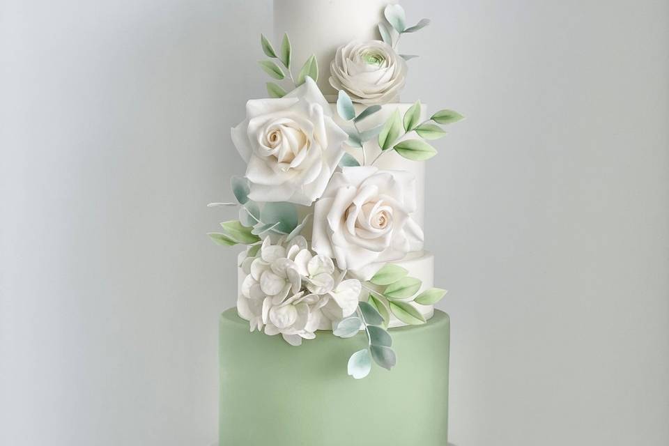 Pastel and silver shades on cake