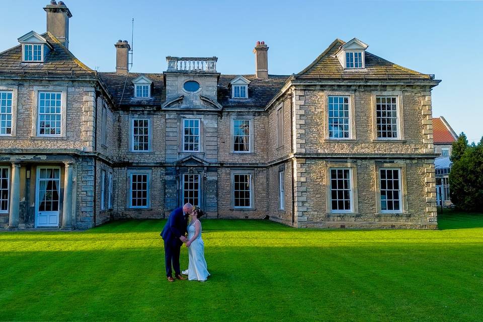 Warmsworth Hall Kiss