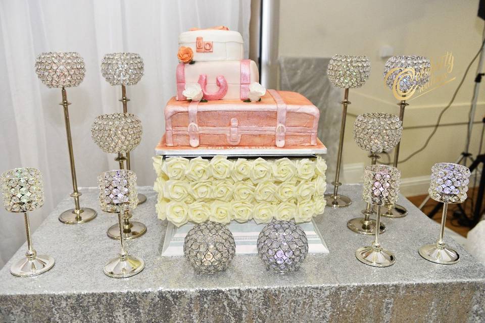 Cake table