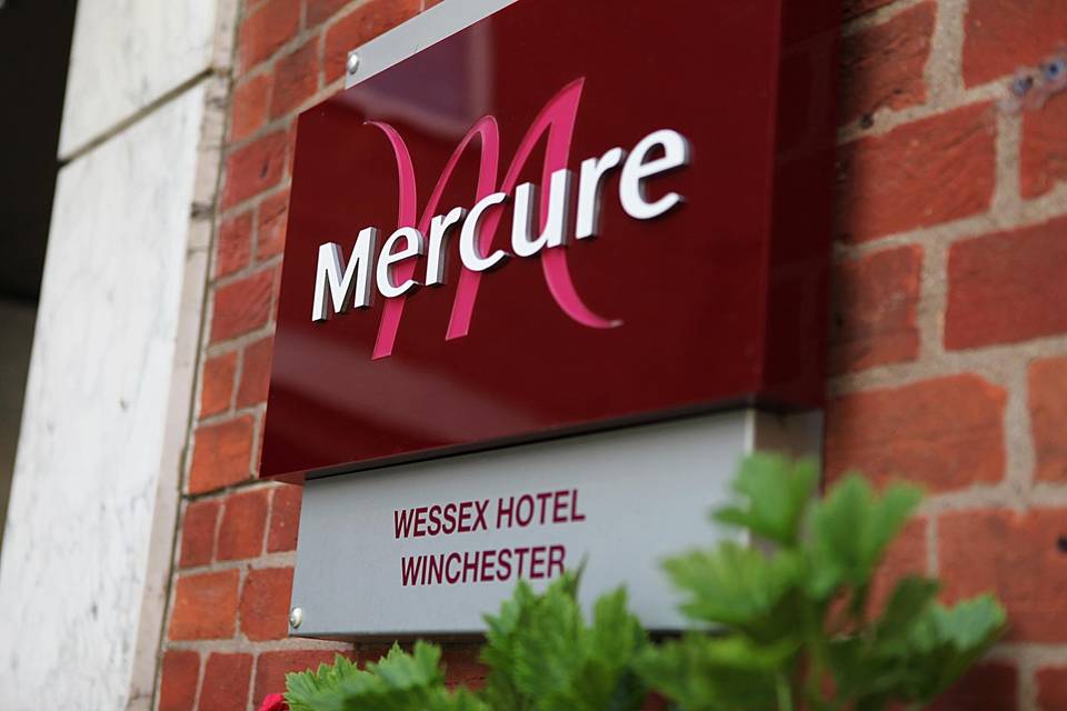 Mercure Winchester Wessex Hotel