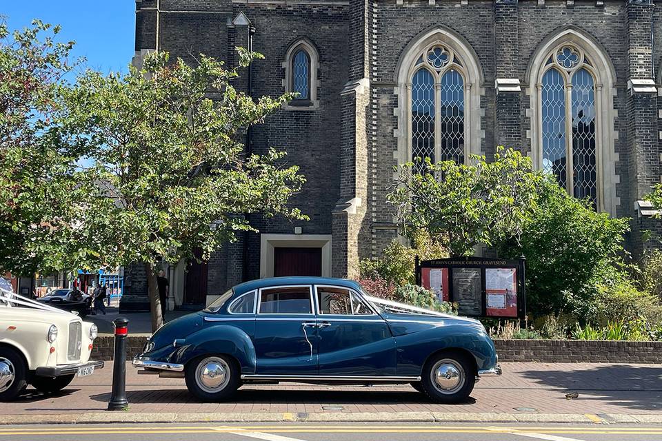 BMW 502 wedding car