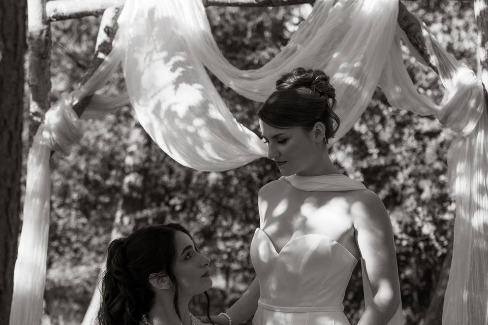 Intimate ceremony