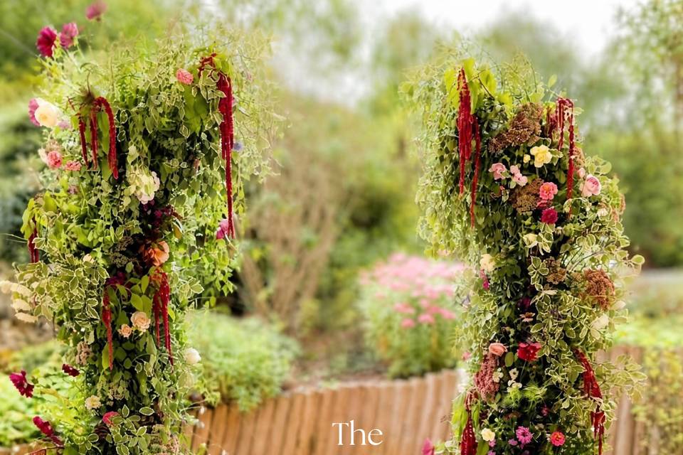 Broken arch