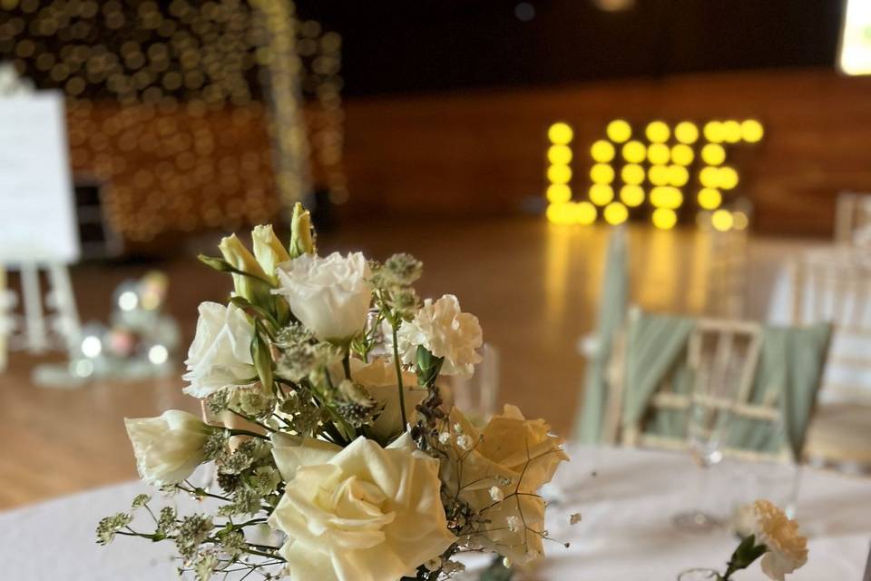 Mirrorball table decor