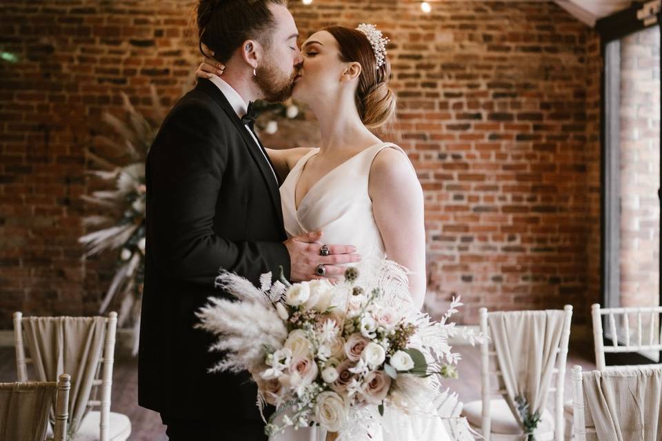 Barn Weddings