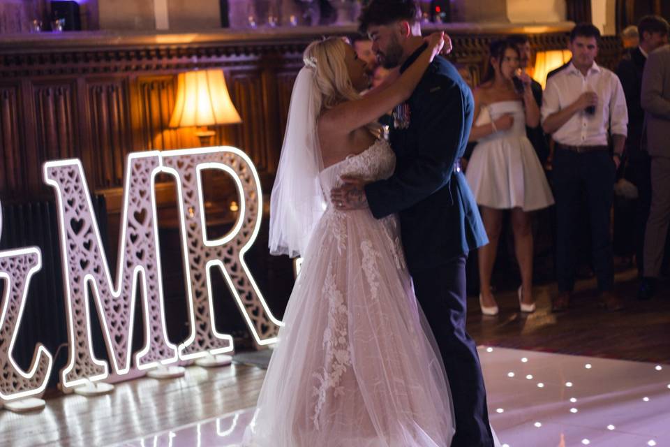 Mr&Mrs