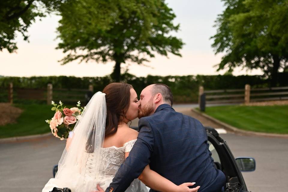 Kissing Exit