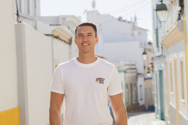 Neil on Location - Algarve