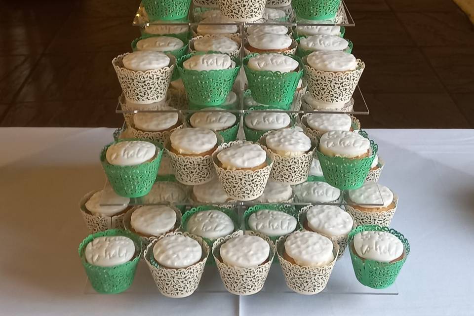 Cupcake tower with a cake top