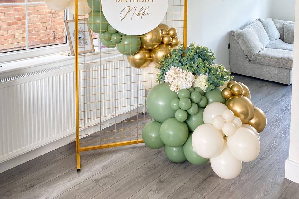 Balloon displays