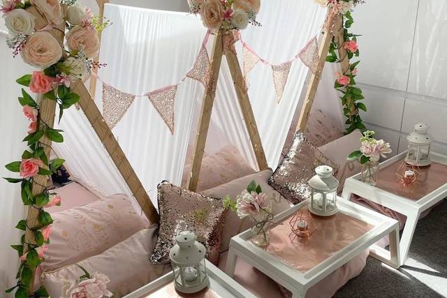Small teepees