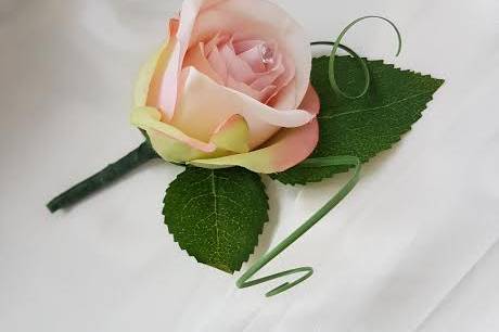 Single Rose Buttonhole