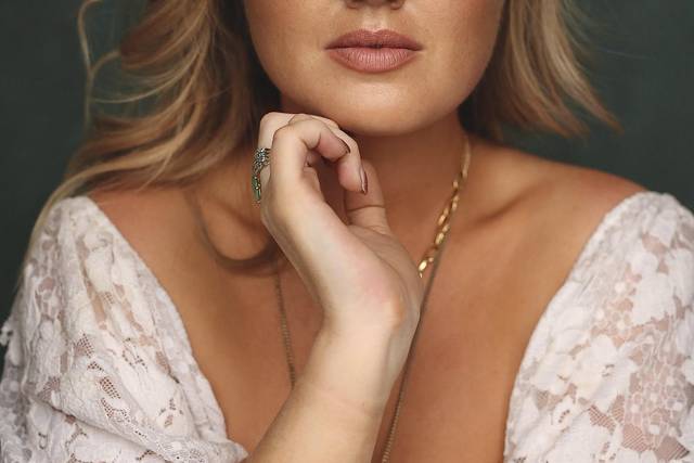 Singer portrait