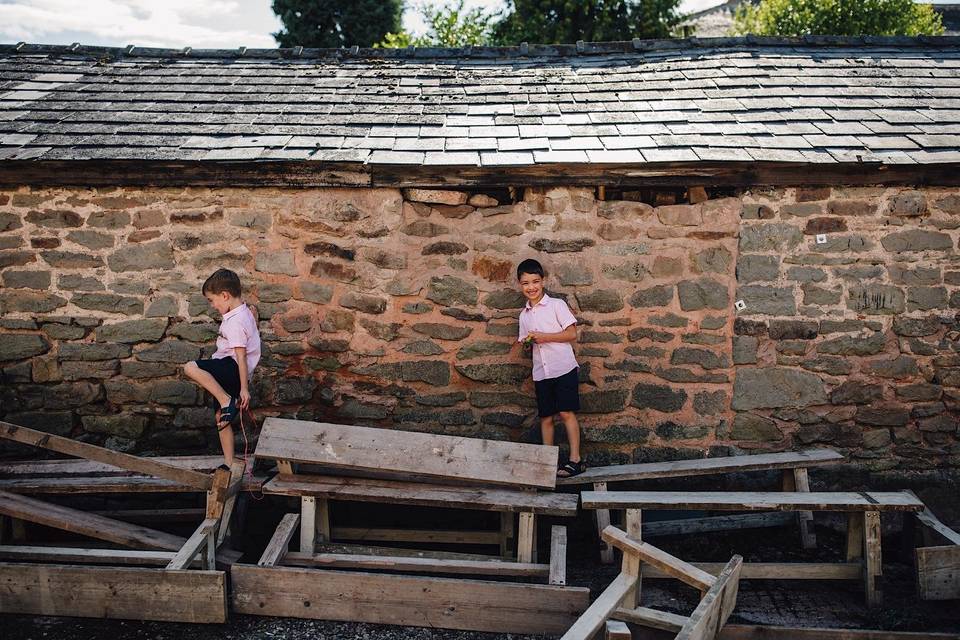 Children climbing - RooFilms