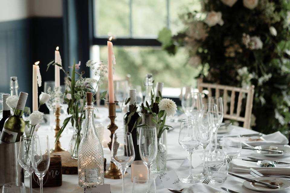 Wedding table and decor (New Forest Studio)