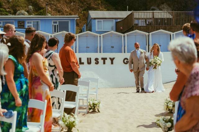 Exclusive Beach Ceremony