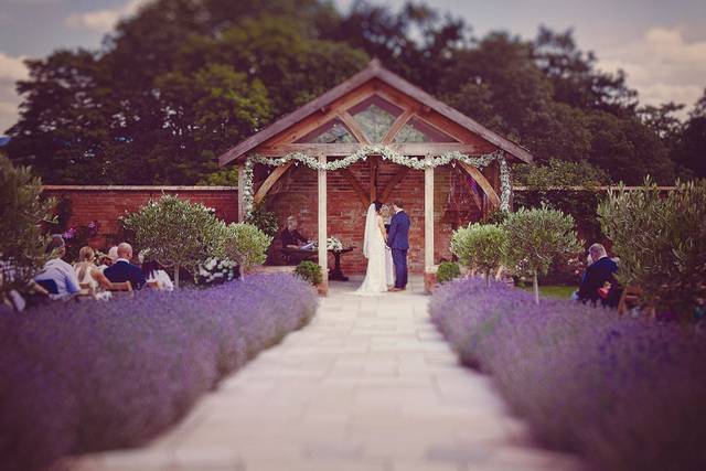 Upton Barn & Walled Garden Wedding Venue Willand, Devon | Hitched.co.uk