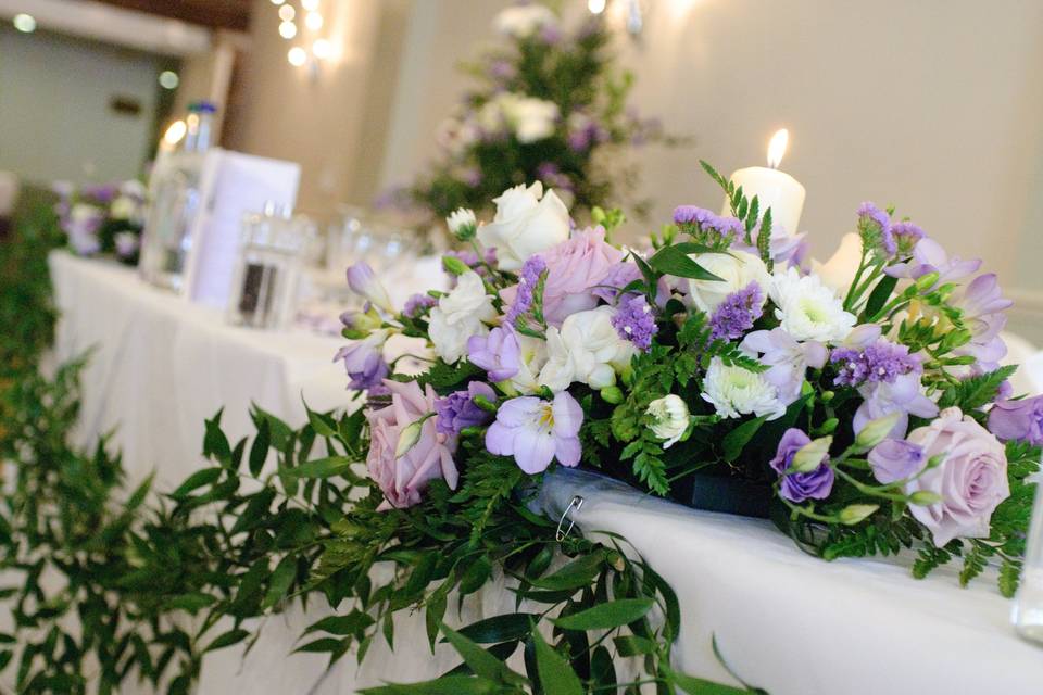 Top table arrangement