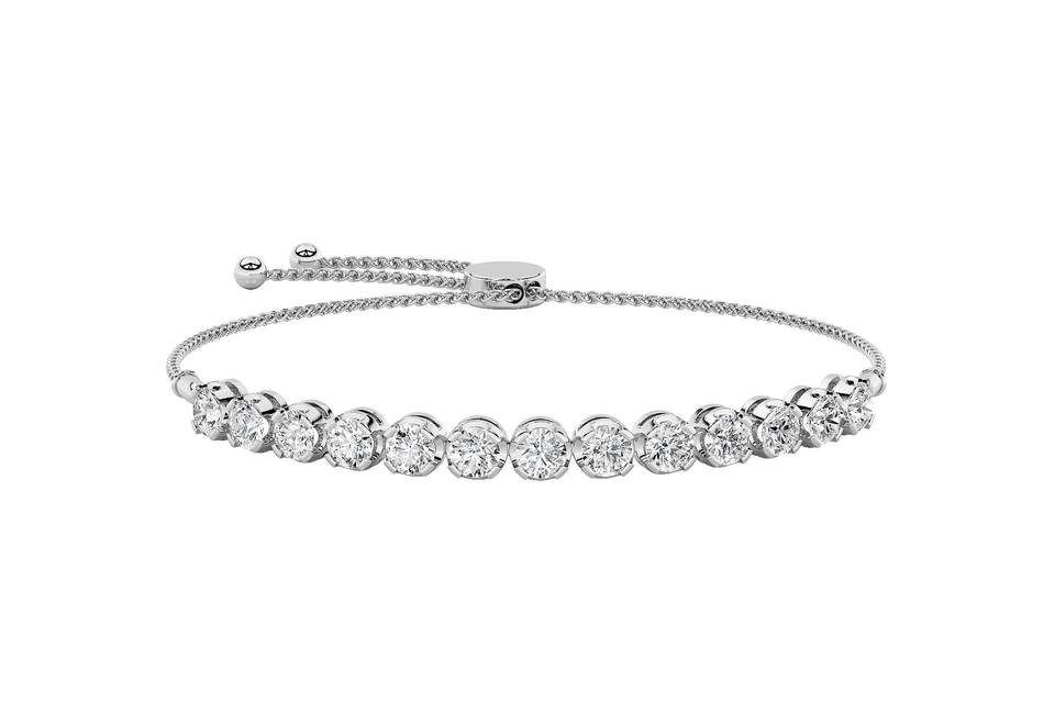 Round diamond bolo bracelet in white gold