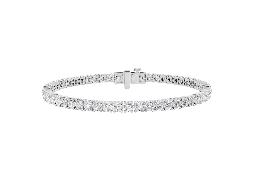 Statement diamond tennis bracelet in white gold