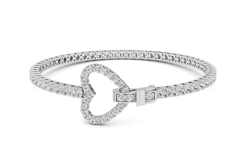 Heart diamond tennis bracelet in white gold