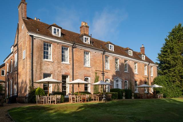 New Park Manor Hotel