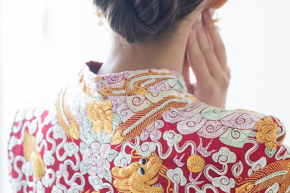 Low Hair updo for Tea Ceremony