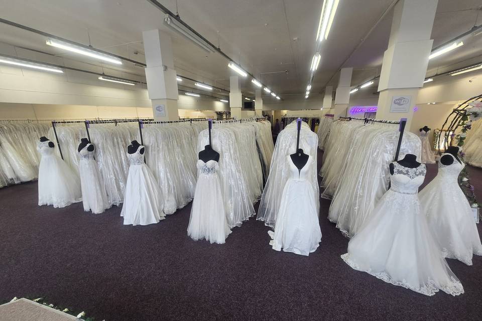 WED4LESS WEDDING DRESS OUTLET