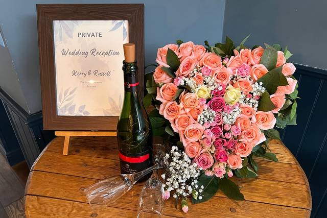 Welcome table