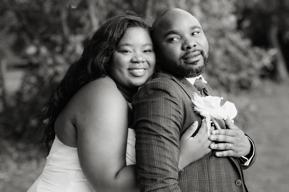 Bride and groom couple shoot