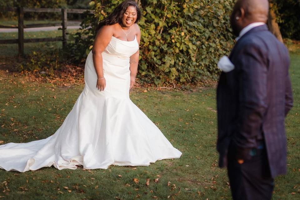 Bride and groom couple shoot