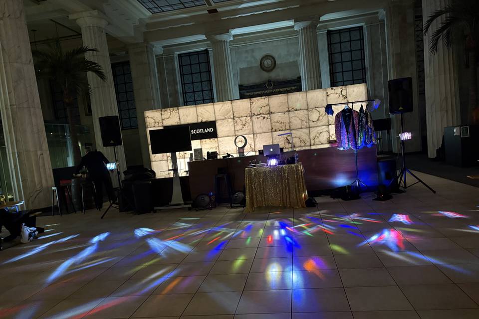 Sample DJ set-up