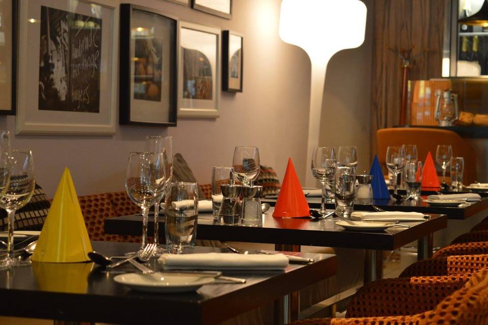 Novotel London West Hotel