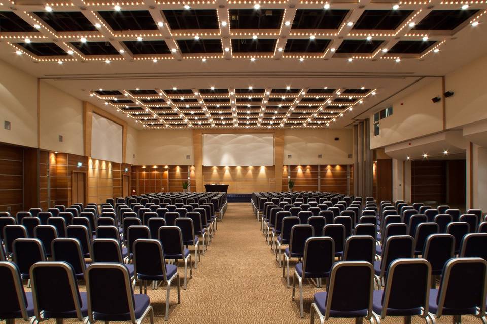 Novotel London West Hotel