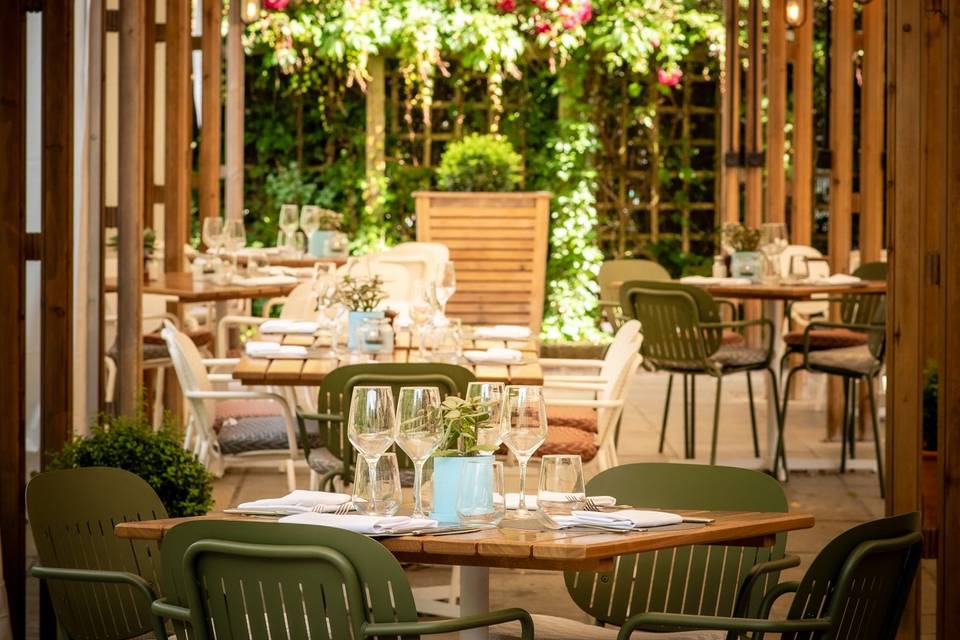 Al Fresco Terrace
