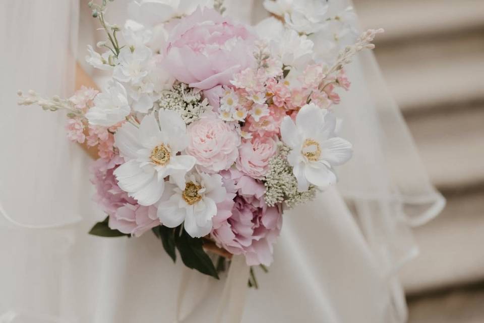 Lets Face it Creation - Event Florist
