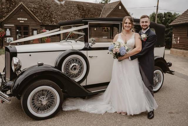 Classic Wedding Limousines